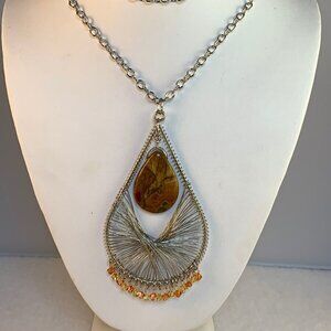 Silver Tone Cable Chain Necklace With Jasper & Aurora Borealis Crystals (NA103)